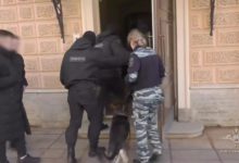 بالفيديو... لحظة إلقاء القبض على محتال روسي سرق عملات رقمية