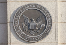 شعار هيئة الأوراق المالية والبورصات الأمريكية