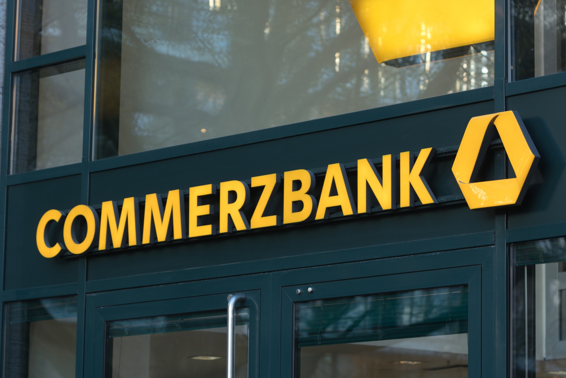 ألمانيا: بنك Commerzbank يحصل على ترخيص لتخزين العملات الرقمية