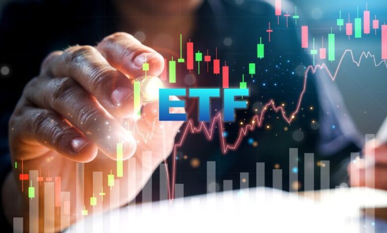 البيتكوين تواجه عاصفة هبوطية بعد إطلاق صناديق الاستثمار المتداولة ETFs