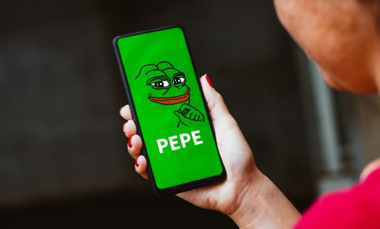 عملة PEPE في مأزق خطر: إليك ما يخبئه الأسبوع للعملة الميمية