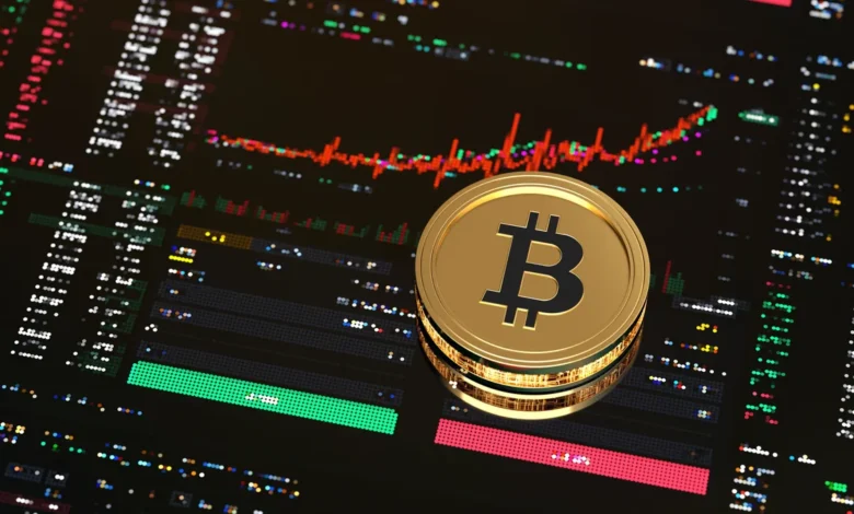 البيتكوين تقترب من 108