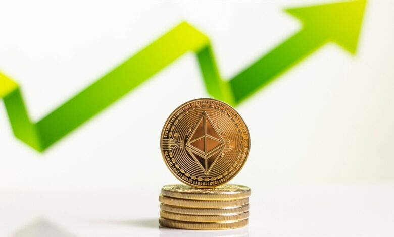 الإثيريوم تتجاوز 2700 دولار عقب ارتفاع يقارب 4% 1 سعر عملة الإثيريوم